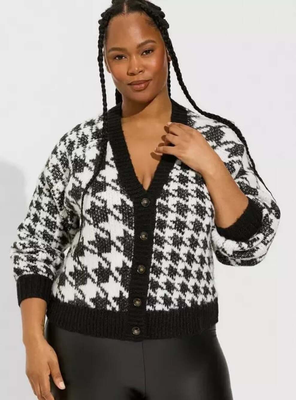 Torrid Black and White Houndstooth V-Neck Button Front Cardigan 5